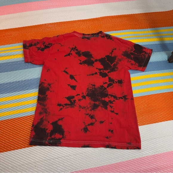 999 Club by Juice WRLD Anime Red & Black Tie Dye T-Shirt - Picture 3 of 4